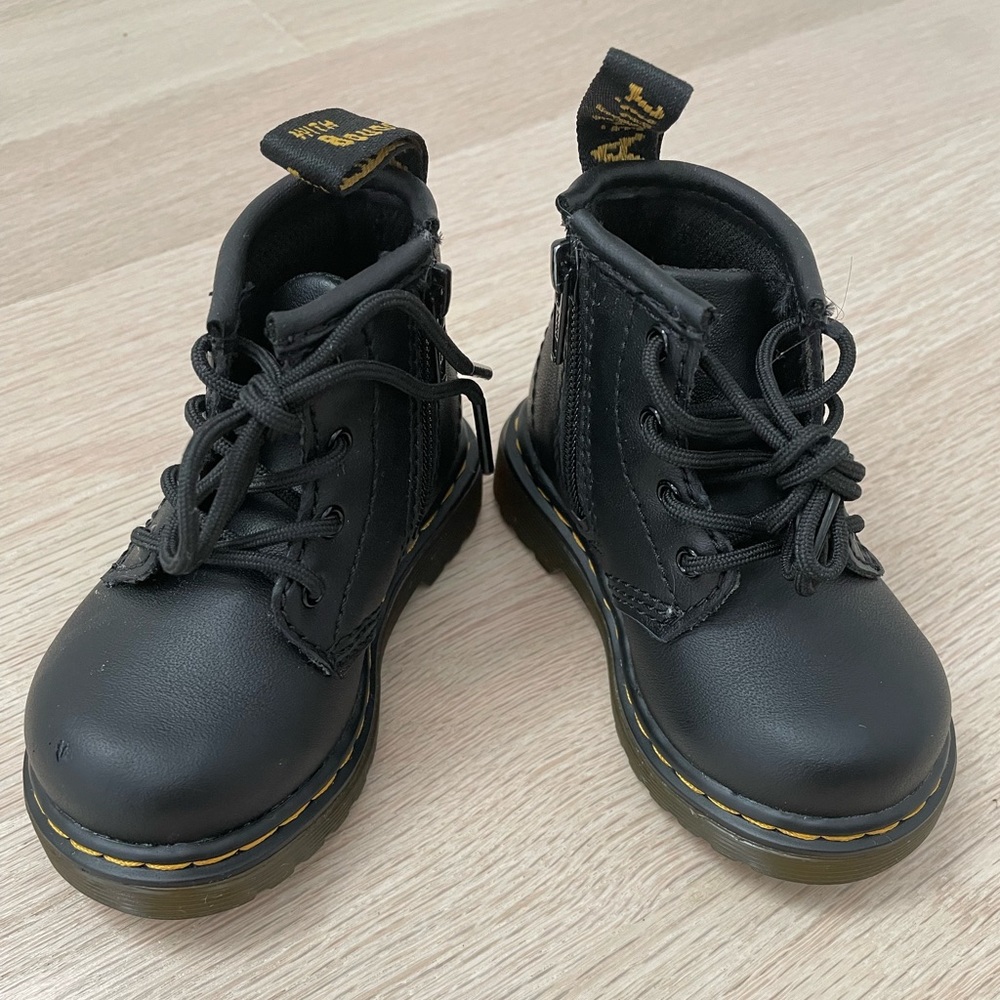 Dr Martens ‘Brooklee’ boot (Baby & Walker)